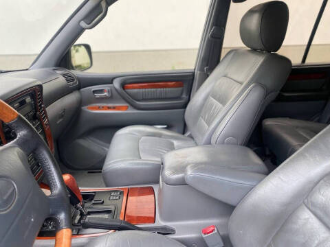 2000 Lexus LX 470