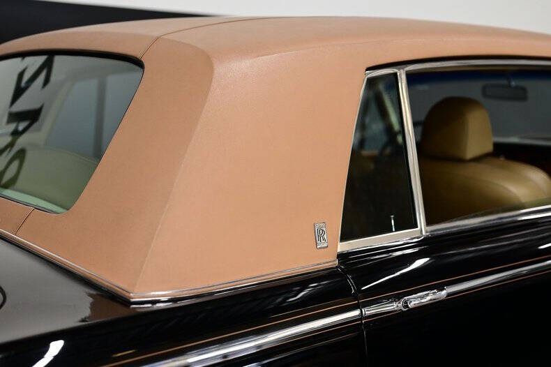 1972 Rolls-Royce SILVER CLOUD LWB