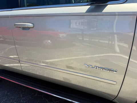 2017 GMC Yukon SLT