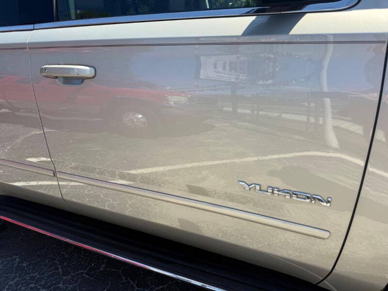 2017 GMC Yukon SLT