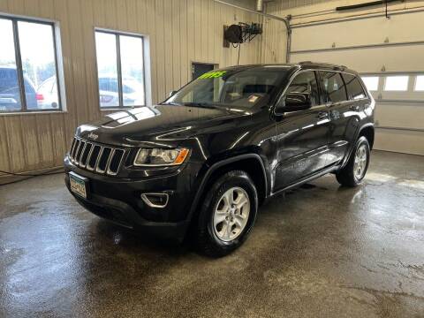 2015 Jeep Grand Cherokee for sale at Sand's Auto Sales in Cambridge MN