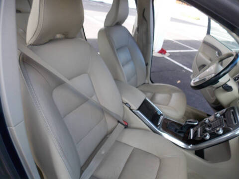 2015 Volvo XC70 3.2 Premier