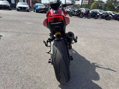 2023 Ducati Monster Plus