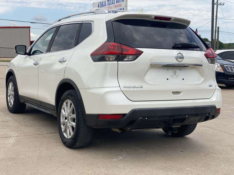 2018 Nissan Rogue SV