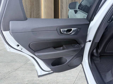 2023 Volvo XC60 B5 Core