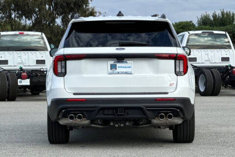 2025 Ford Explorer ST