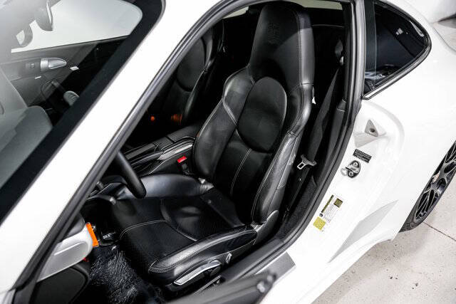 2012 Porsche 911 Carrera GTS