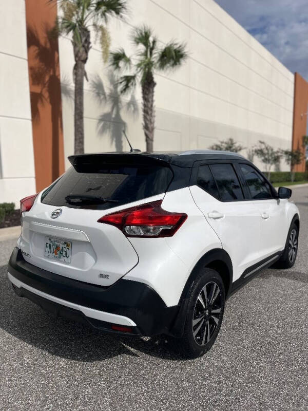 2018 Nissan Kicks SR