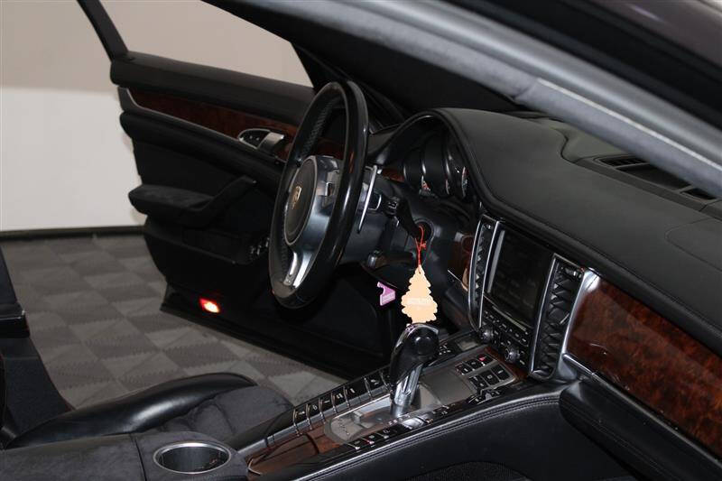 2013 Porsche Panamera GTS