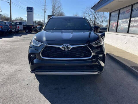 2022 Toyota Highlander Platinum