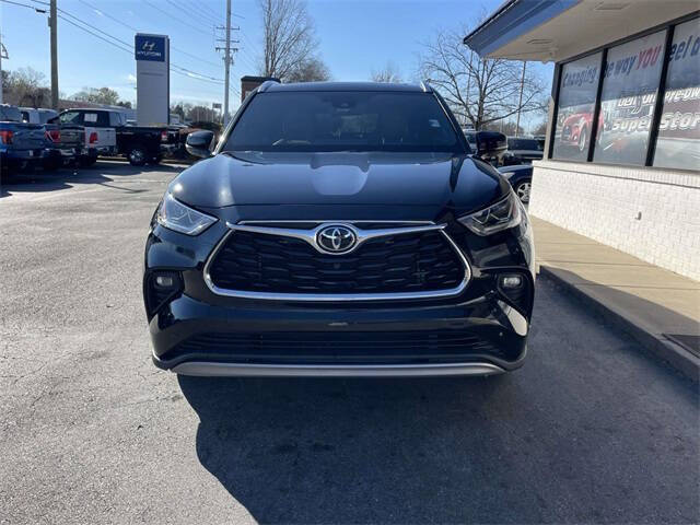 2022 Toyota Highlander Platinum