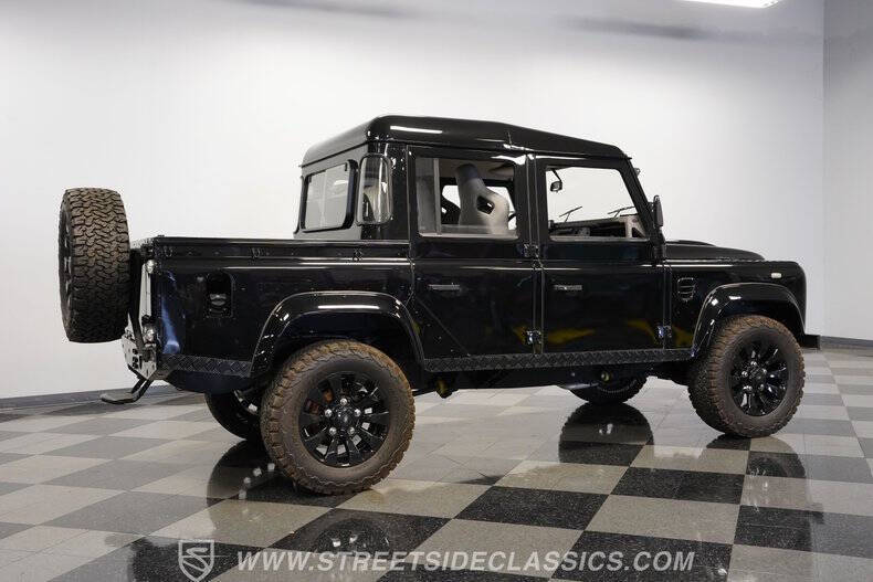 1984 Land Rover Defender