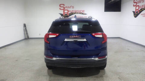 2023 GMC Terrain SLT