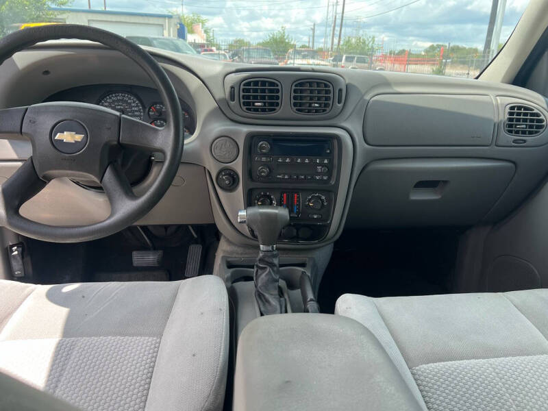 2008 Chevrolet TrailBlazer LS Fleet2