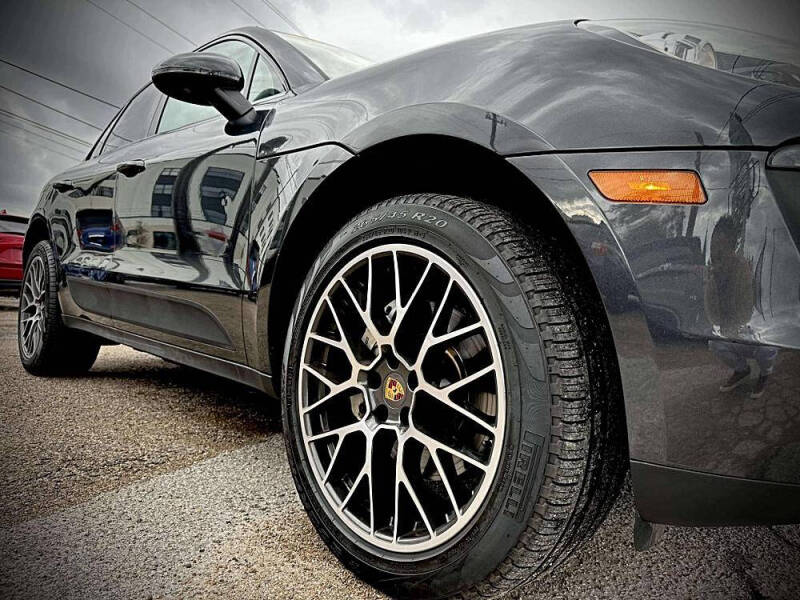 2018 Porsche Macan S