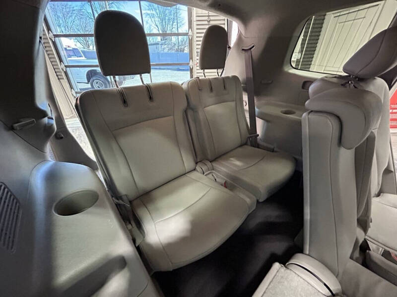 2011 Toyota Highlander SE