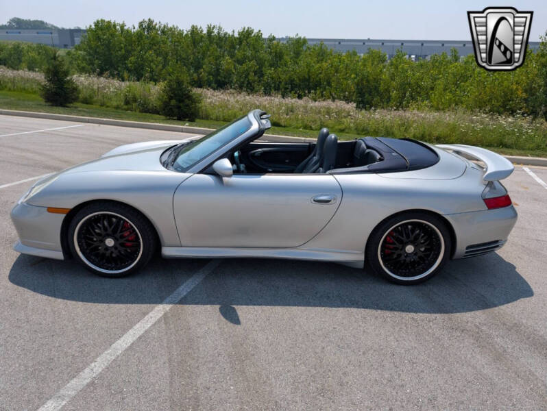 2004 Porsche 911 Carrera 4S