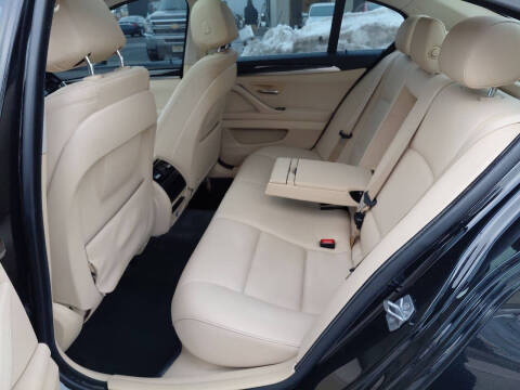 2014 BMW 5 Series 528i