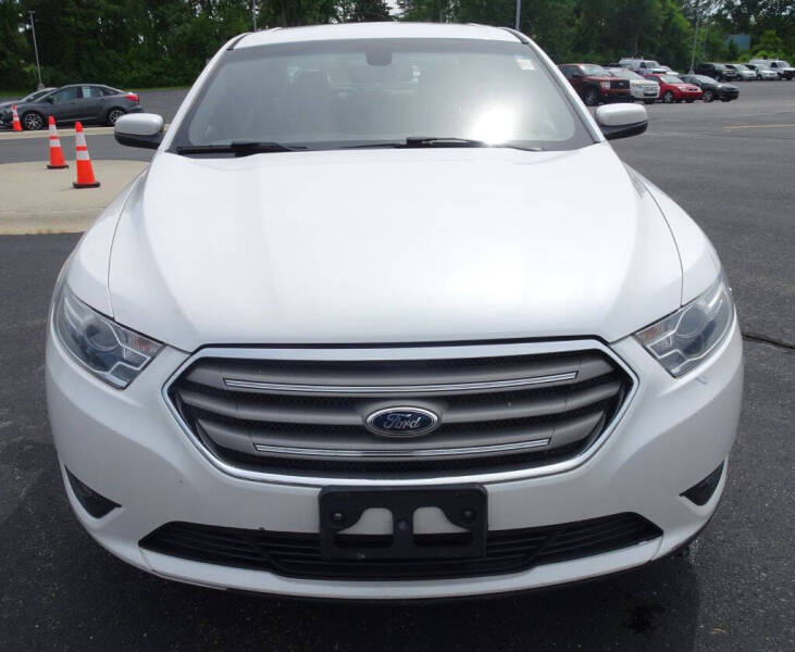 2013 Ford Taurus SEL