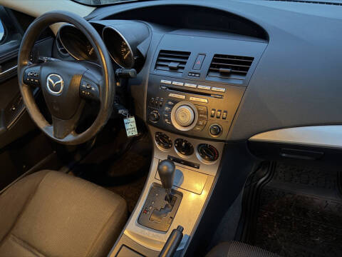 2010 Mazda MAZDA3 i Sport
