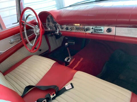 1957 Ford Thunderbird