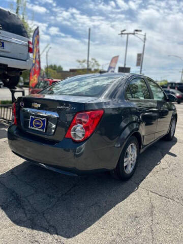 2016 Chevrolet Sonic LT Auto
