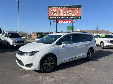 2017 Chrysler Pacifica for sale at RAUL'S TRUCK & AUTO SALES, INC in Oklahoma City OK