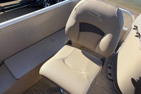 2020 Bennington 21 SF