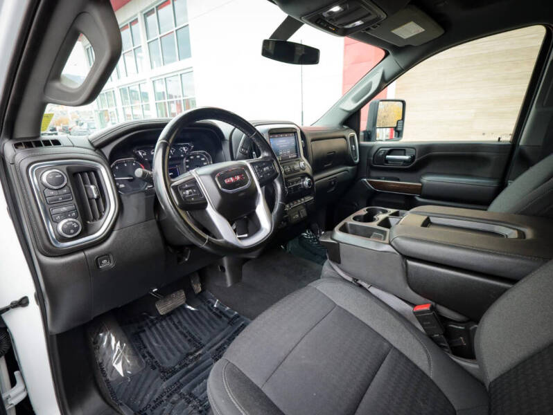 2023 GMC Sierra 3500HD