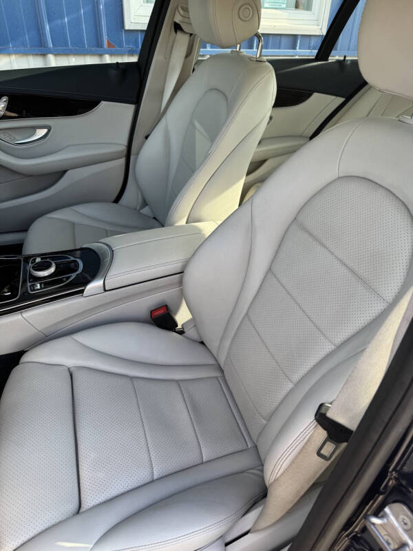 2017 Mercedes-Benz C-Class