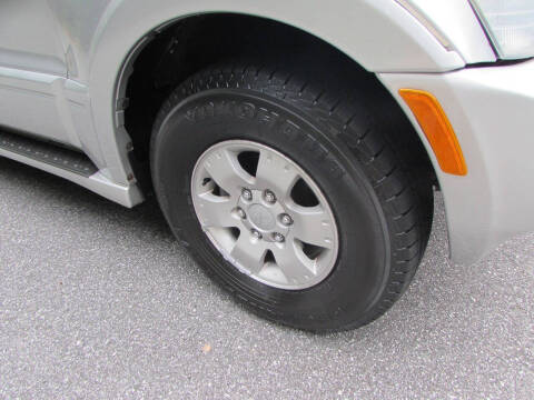 2003 Mitsubishi Montero Limited