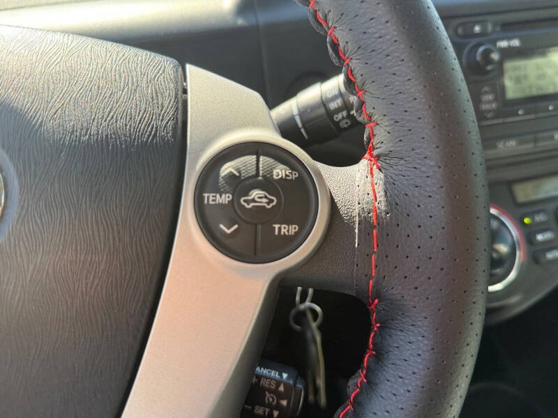 2013 Toyota Prius c One