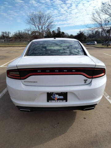 2015 Dodge Charger SE