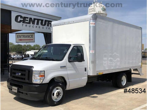 2022 Ford E-Series for sale at CENTURY TRUCKS & VANS in Grand Prairie TX