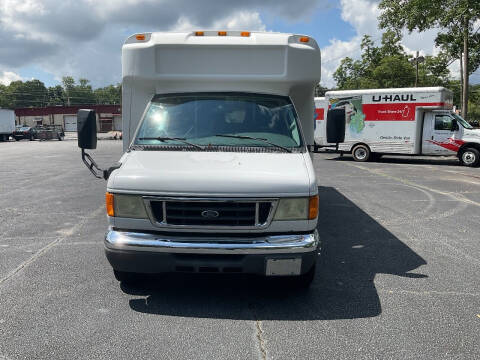 2006 Ford E-Series Chassis