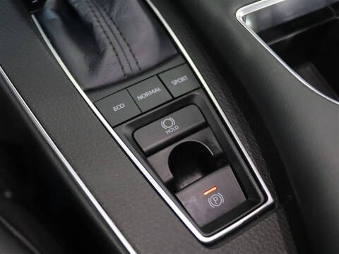 2021 Toyota Avalon XSE Nightshade