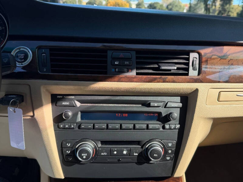 2011 BMW 3 Series 328i