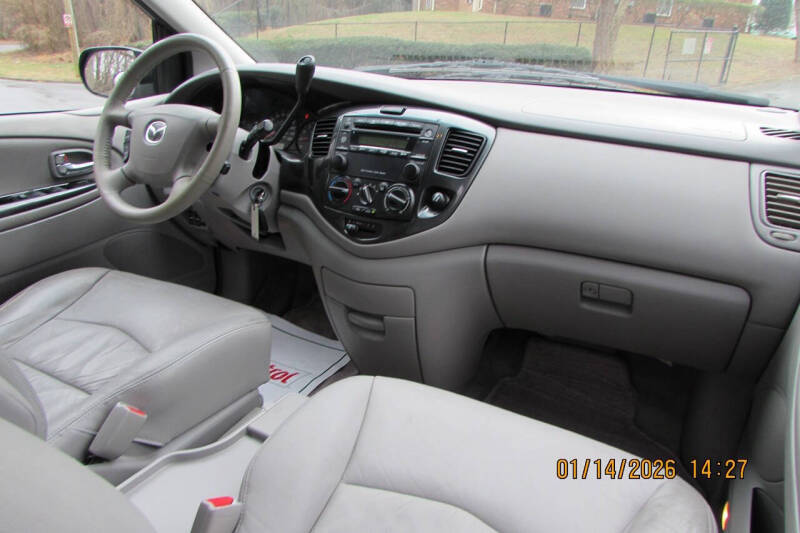 2003 Mazda MPV ES