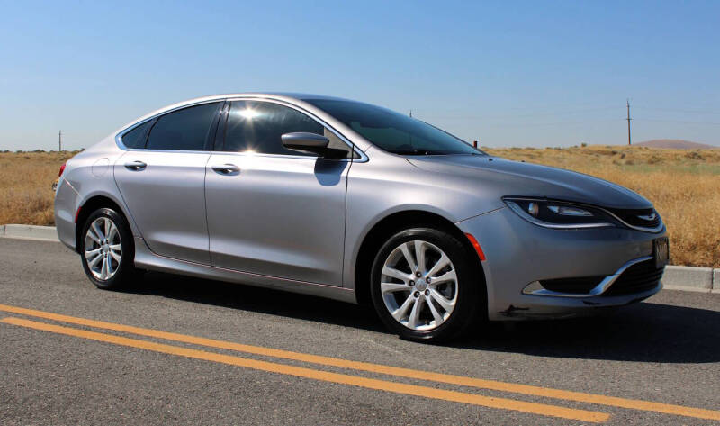 2015 Chrysler 200 Limited