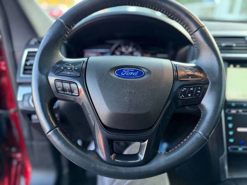 2018 Ford Explorer Sport