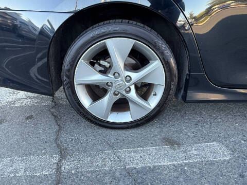 2012 Toyota Camry SE