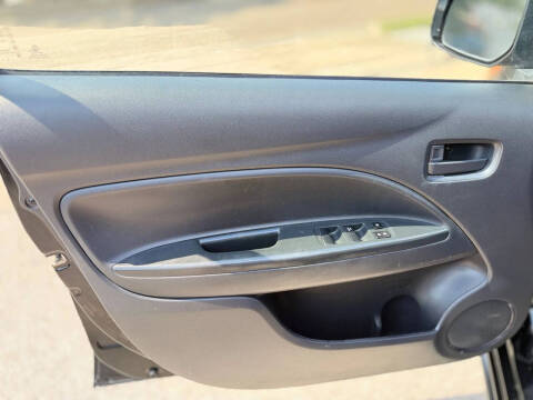 2024 Mitsubishi Mirage G4