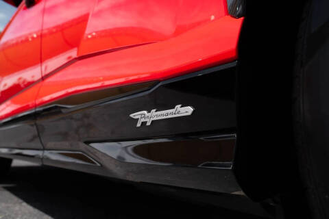 2024 Lamborghini Urus Performante
