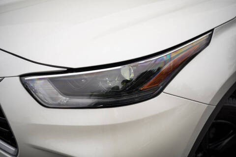 2021 Toyota Highlander L