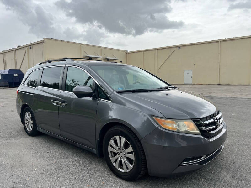 Honda Odyssey's photo