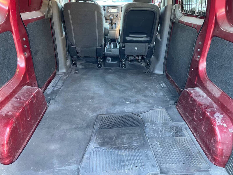 2018 Nissan NV200 SV