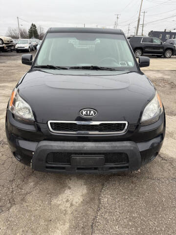 2011 Kia Soul +