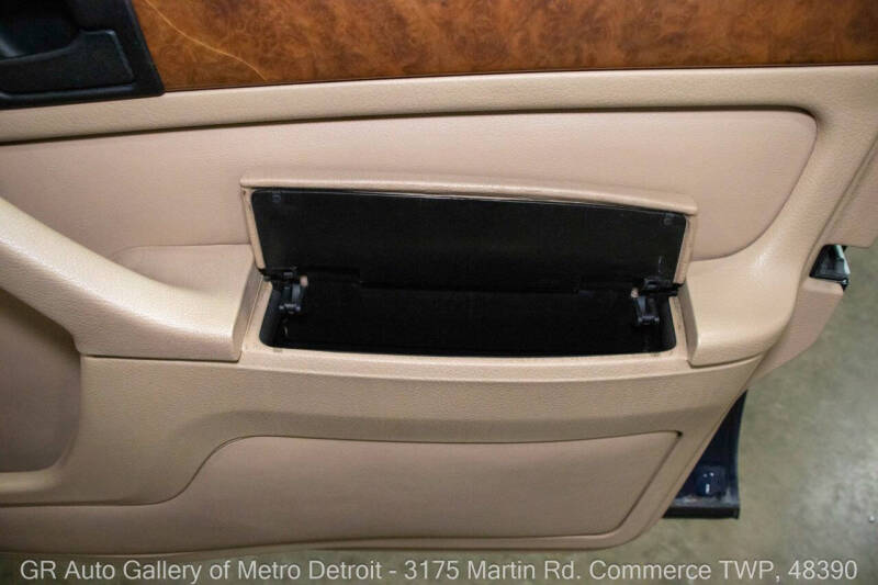 1990 BMW 7 Series 735i