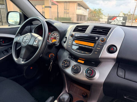 2007 Toyota RAV4 Sport