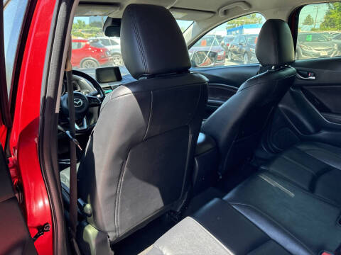 2017 Mazda MAZDA3 Touring